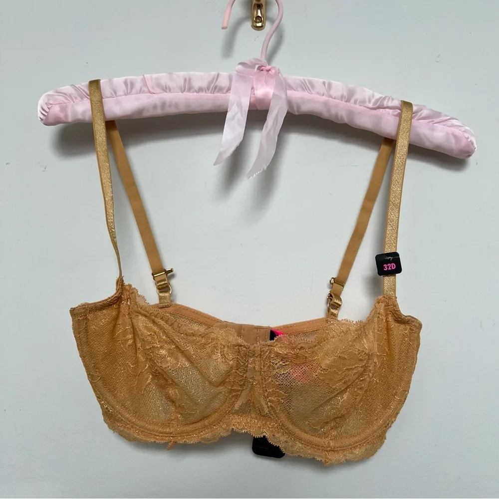NWT Golden Lace Balconette Bra 32D | Sheer Underwire Lingerie - Picture 3 of 5